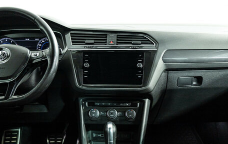 Volkswagen Tiguan II, 2018 год, 2 499 898 рублей, 14 фотография