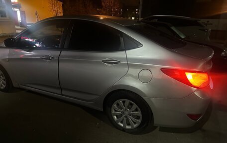 Hyundai Solaris II рестайлинг, 2016 год, 850 000 рублей, 6 фотография