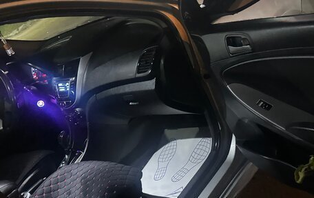 Hyundai Solaris II рестайлинг, 2016 год, 850 000 рублей, 8 фотография