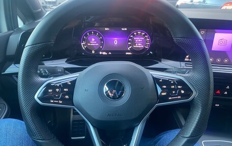 Volkswagen Golf VIII, 2023 год, 3 200 000 рублей, 20 фотография