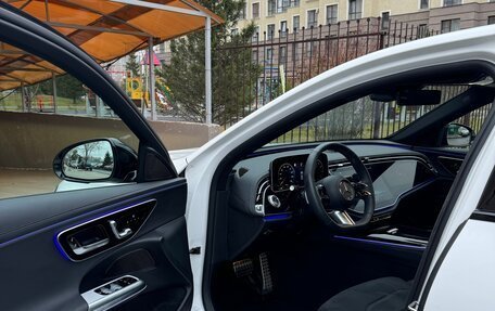 Mercedes-Benz E-Класс, 2023 год, 7 250 000 рублей, 15 фотография