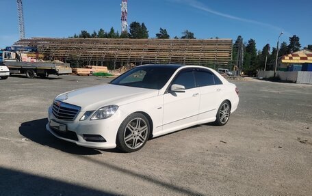 Mercedes-Benz E-Класс, 2012 год, 2 100 000 рублей, 8 фотография