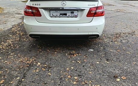 Mercedes-Benz E-Класс, 2012 год, 2 100 000 рублей, 4 фотография