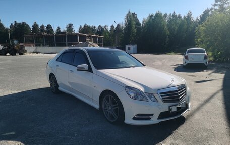 Mercedes-Benz E-Класс, 2012 год, 2 100 000 рублей, 16 фотография