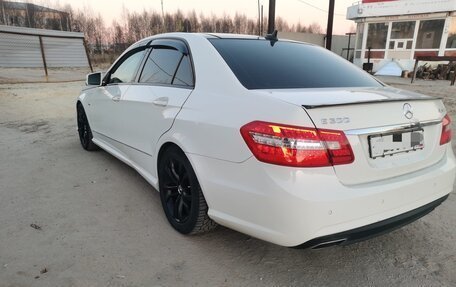 Mercedes-Benz E-Класс, 2012 год, 2 100 000 рублей, 17 фотография