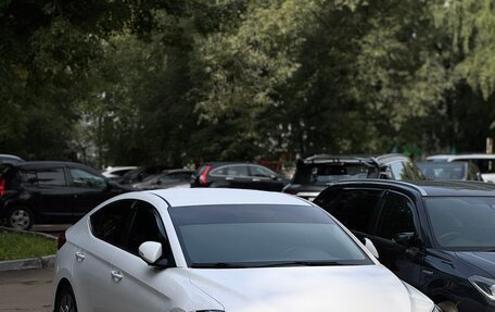 Hyundai Elantra VI рестайлинг, 2018 год, 1 300 000 рублей, 2 фотография