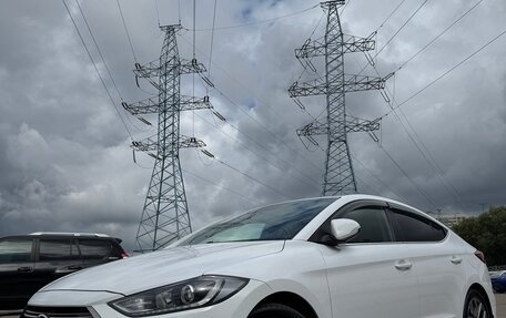 Hyundai Elantra VI рестайлинг, 2018 год, 1 300 000 рублей, 16 фотография