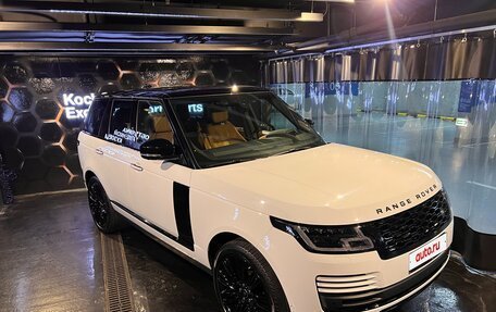 Land Rover Range Rover IV рестайлинг, 2021 год, 9 000 000 рублей, 2 фотография