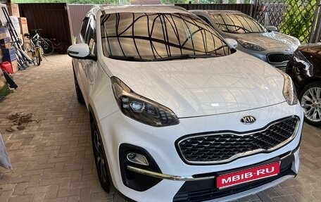 KIA Sportage IV рестайлинг, 2021 год, 2 460 000 рублей, 1 фотография