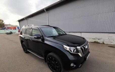 Toyota Land Cruiser Prado 150 рестайлинг 2, 2016 год, 2 800 000 рублей, 9 фотография