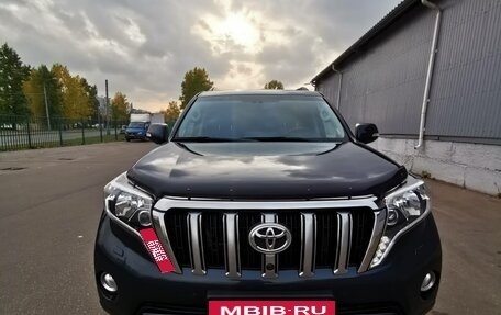 Toyota Land Cruiser Prado 150 рестайлинг 2, 2016 год, 2 800 000 рублей, 12 фотография