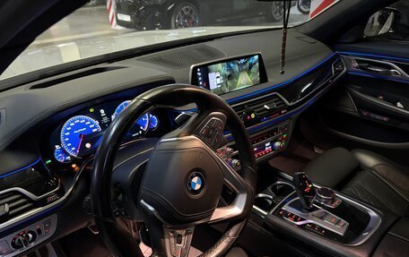 BMW 7 серия, 2017 год, 4 700 000 рублей, 14 фотография