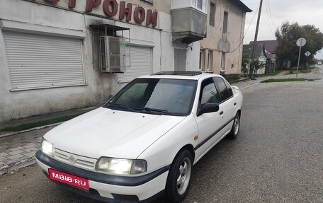 Nissan Primera II рестайлинг, 1991 год, 270 000 рублей, 1 фотография