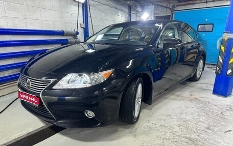 Lexus ES VII, 2013 год, 1 650 000 рублей, 1 фотография