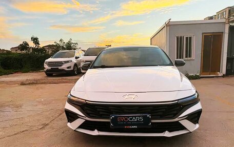 Hyundai Elantra, 2023 год, 1 845 372 рублей, 2 фотография