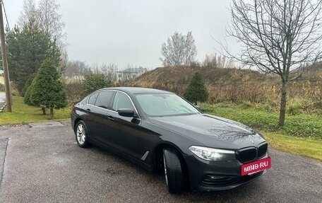 BMW 5 серия, 2019 год, 2 300 000 рублей, 2 фотография