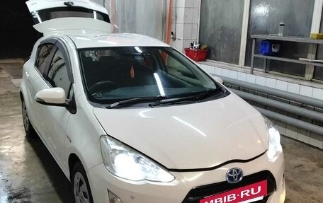 Toyota Aqua I, 2016 год, 1 050 000 рублей, 2 фотография