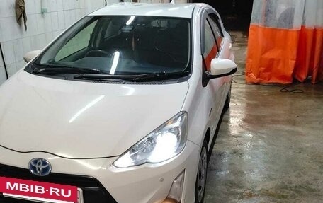 Toyota Aqua I, 2016 год, 1 050 000 рублей, 3 фотография