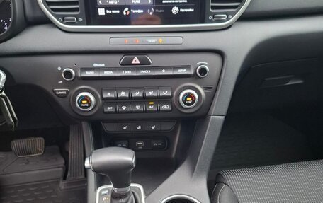 KIA Sportage IV рестайлинг, 2021 год, 2 899 000 рублей, 12 фотография