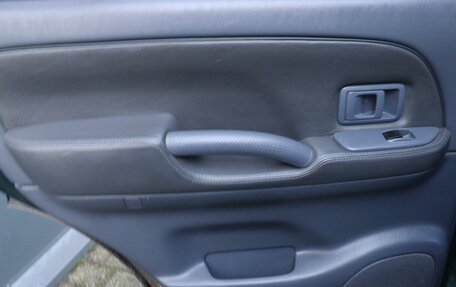 Toyota Land Cruiser Prado 90 рестайлинг, 2001 год, 1 599 000 рублей, 13 фотография