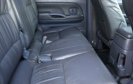 Toyota Land Cruiser Prado 90 рестайлинг, 2001 год, 1 599 000 рублей, 16 фотография