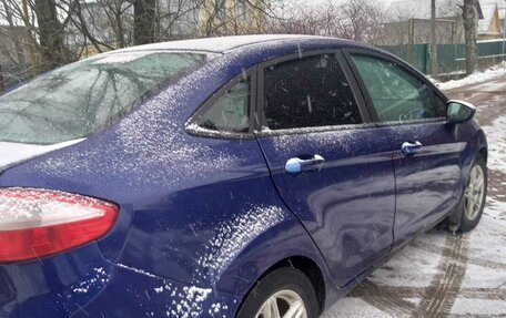 Ford Fiesta, 2015 год, 500 000 рублей, 2 фотография
