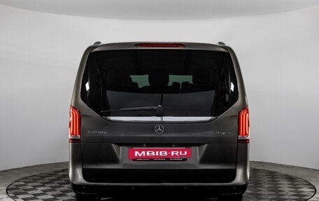 Mercedes-Benz V-Класс, 2016 год, 3 499 000 рублей, 8 фотография