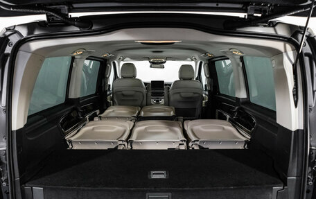 Mercedes-Benz V-Класс, 2016 год, 3 499 000 рублей, 33 фотография