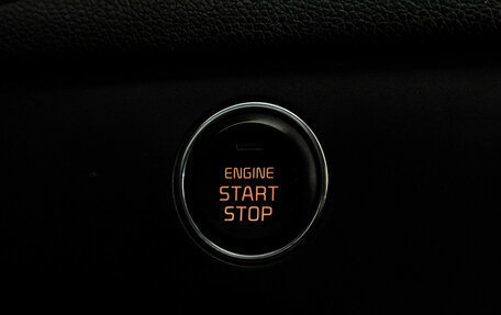 KIA Sportage IV рестайлинг, 2020 год, 1 899 000 рублей, 15 фотография