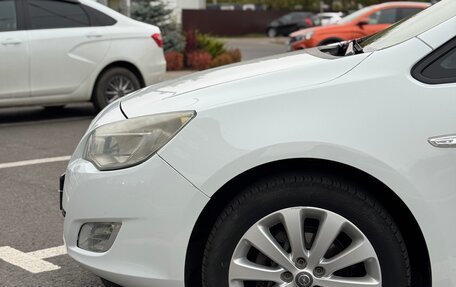 Opel Astra J, 2011 год, 680 000 рублей, 9 фотография