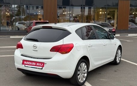 Opel Astra J, 2011 год, 680 000 рублей, 5 фотография