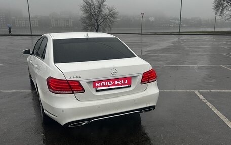 Mercedes-Benz E-Класс, 2015 год, 2 500 000 рублей, 6 фотография