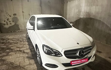 Mercedes-Benz E-Класс, 2015 год, 2 500 000 рублей, 5 фотография