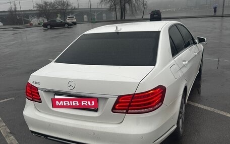 Mercedes-Benz E-Класс, 2015 год, 2 500 000 рублей, 7 фотография