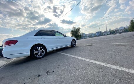 Mercedes-Benz E-Класс, 2015 год, 2 500 000 рублей, 23 фотография