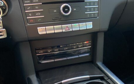 Mercedes-Benz E-Класс, 2015 год, 2 500 000 рублей, 29 фотография