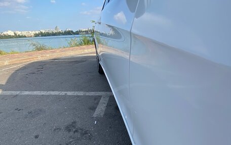 Mercedes-Benz E-Класс, 2015 год, 2 500 000 рублей, 26 фотография