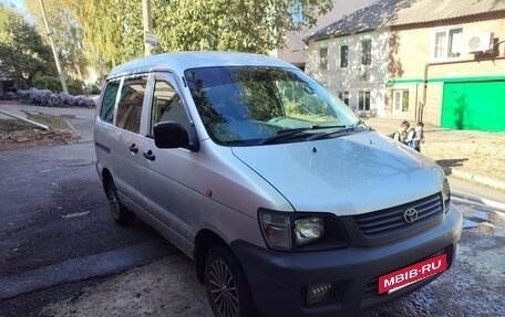 Toyota Lite Ace IV, 2000 год, 550 000 рублей, 2 фотография