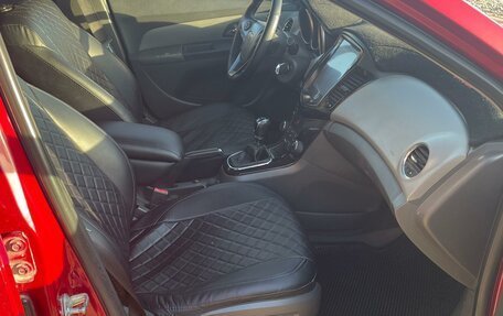 Chevrolet Cruze II, 2010 год, 550 000 рублей, 8 фотография