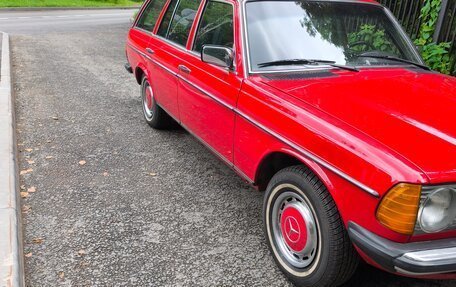 Mercedes-Benz W123, 1981 год, 3 000 000 рублей, 3 фотография