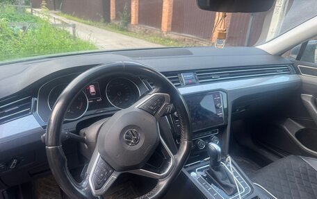 Volkswagen Passat B8 рестайлинг, 2019 год, 1 680 000 рублей, 4 фотография