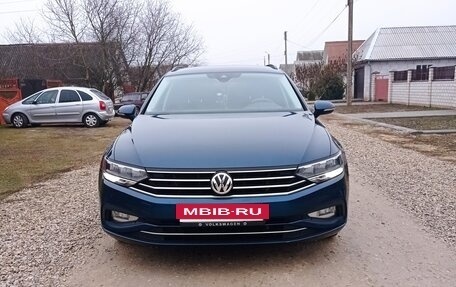 Volkswagen Passat B8 рестайлинг, 2019 год, 1 680 000 рублей, 9 фотография