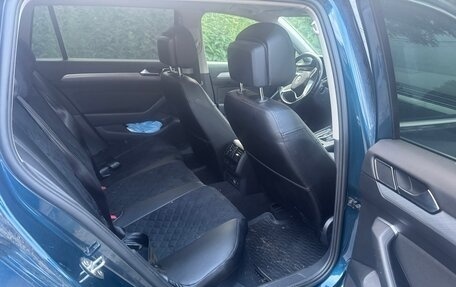 Volkswagen Passat B8 рестайлинг, 2019 год, 1 680 000 рублей, 12 фотография