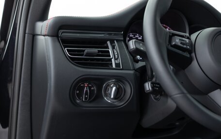 Porsche Macan I рестайлинг, 2025 год, 15 390 000 рублей, 14 фотография