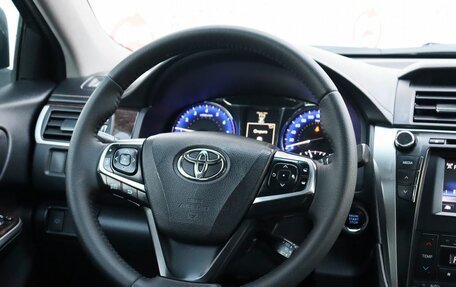 Toyota Camry, 2016 год, 1 980 000 рублей, 10 фотография