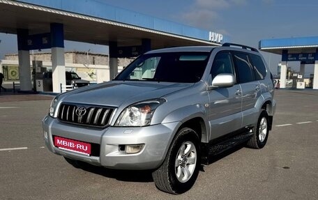 Toyota Land Cruiser Prado 120 рестайлинг, 2008 год, 2 050 000 рублей, 1 фотография