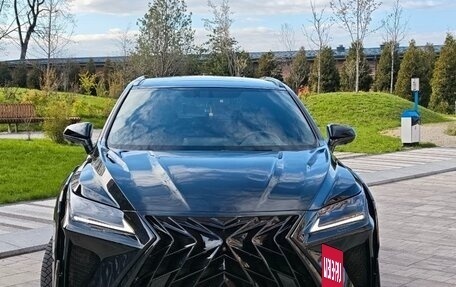 Lexus RX IV рестайлинг, 2018 год, 3 999 999 рублей, 14 фотография