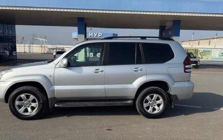 Toyota Land Cruiser Prado 120 рестайлинг, 2008 год, 2 050 000 рублей, 3 фотография