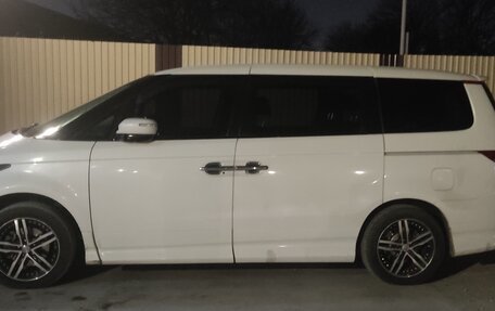 Honda Elysion I, 2012 год, 900 000 рублей, 8 фотография