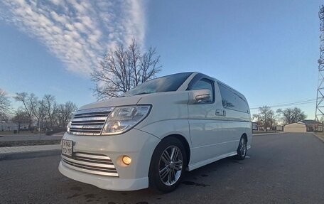Nissan Elgrand III, 2006 год, 1 550 000 рублей, 7 фотография